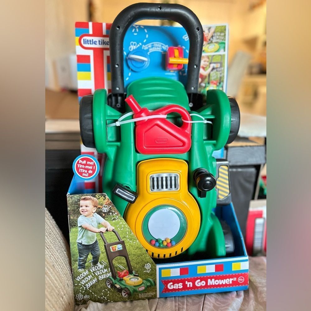 Little tiKes gas’n go mower new kids toy
